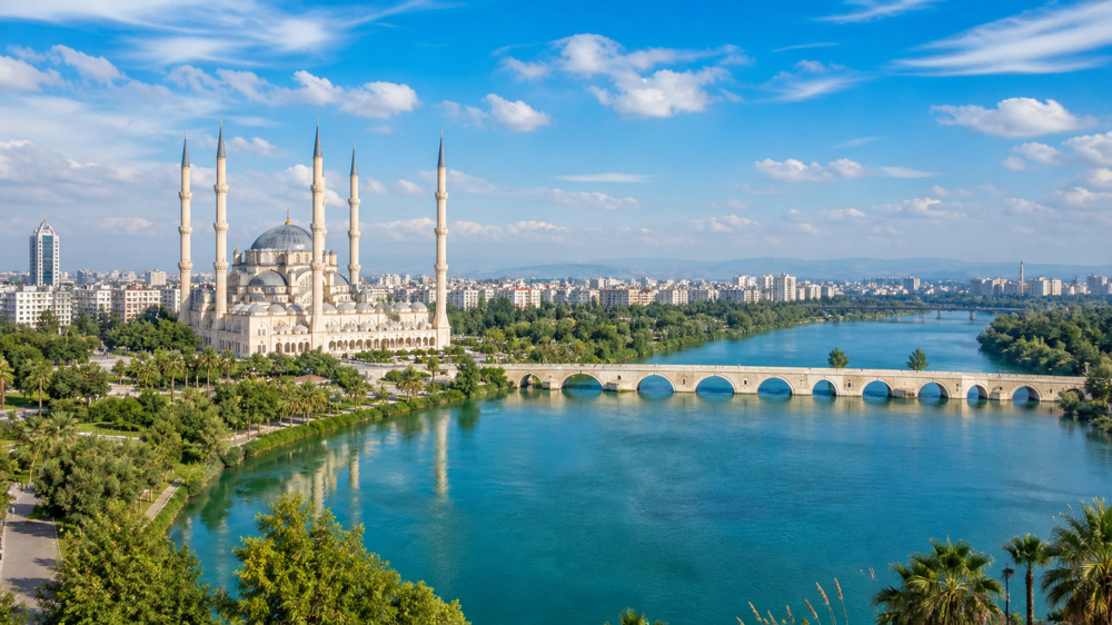 Seyhan Nehri, Taşköprü ve Adana şehir manzarası